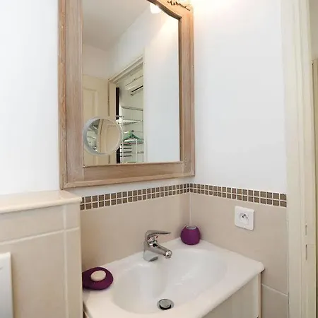 Apartment Appartement Cannes Avec Vue Sur Le Port Cannes